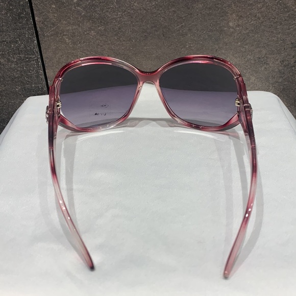 Brand New DG Oversized Sunglasses - Picture 5 of 7